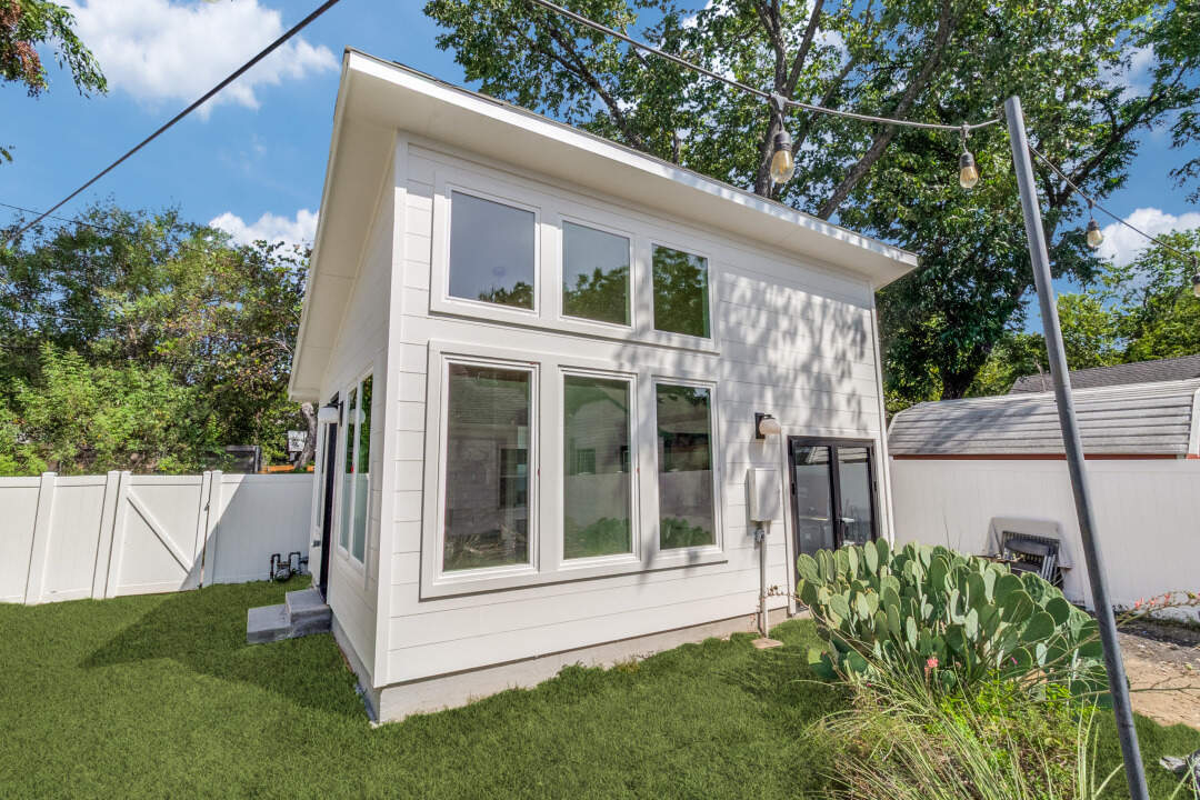 San Fernando Adu exterior backyard white siding